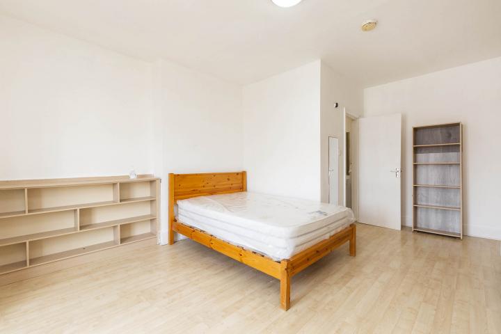 Modern Studio with Bills Included Dean Road, Willesden Green